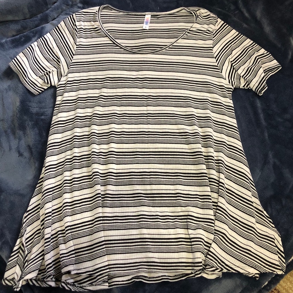 LuLaRoe top size XL